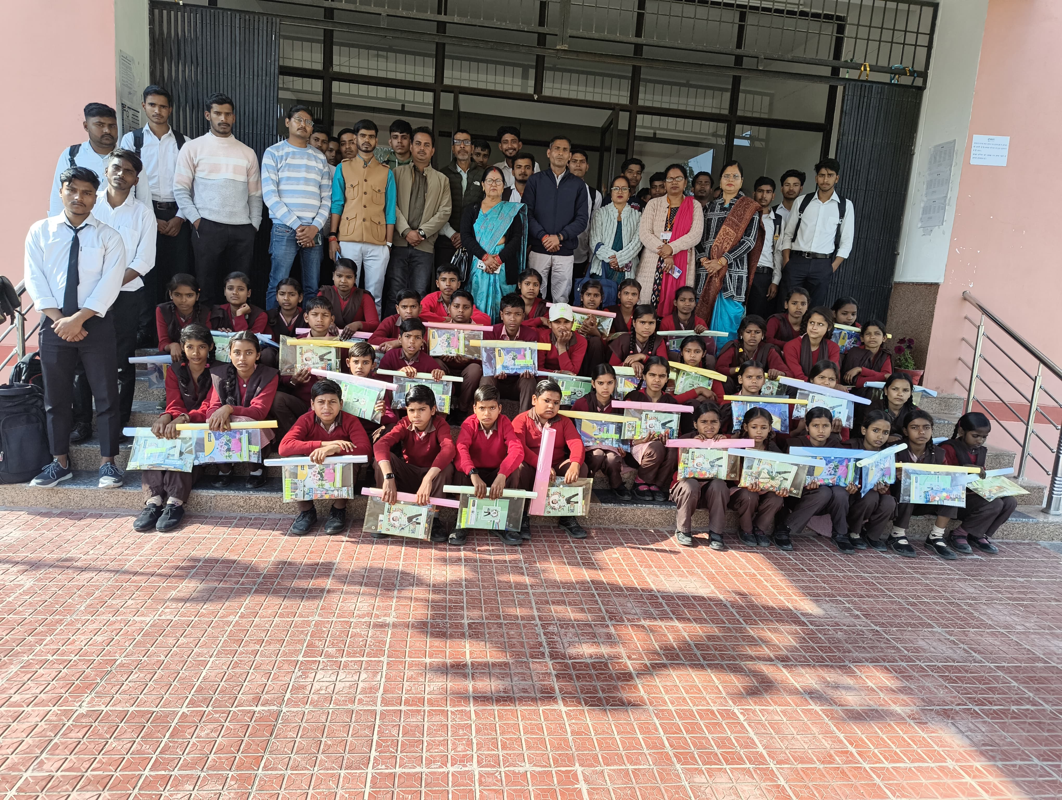 PM SHRI school students visit to Government Polytechnic Gopamau